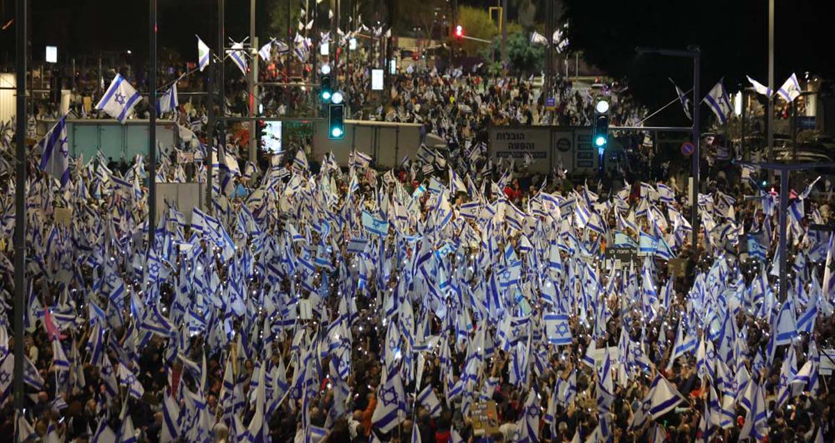 The streets are mixed after the dismissal of the Defense Minister in Israel