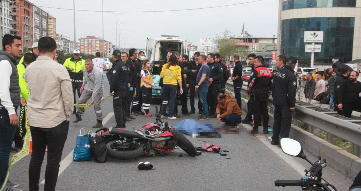Balıkesir'de meydana gelen kazada Özkan Karamanlı hayatını kaybederken 1 kişi de yaralandı